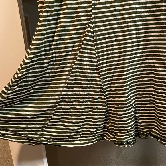 Au Fond L Green and White Striped Tunic Top - Picture 3 of 3